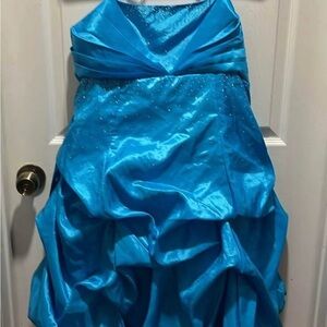 Elegant Blue Kids Dress with Rhinestone Accents